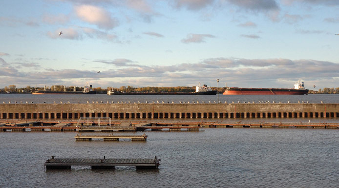 Ships in the waterway behind the docks